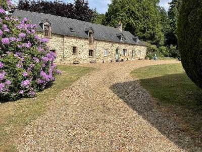 Large Detached Longere Style House in Countryside
