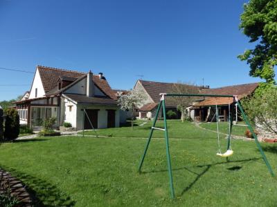 House, Guest Gite And Swimming Pool