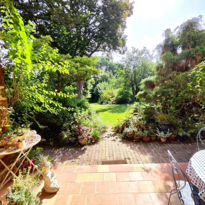 Farmhouse With Pool, Guest Apartments, 1.2 Hectares