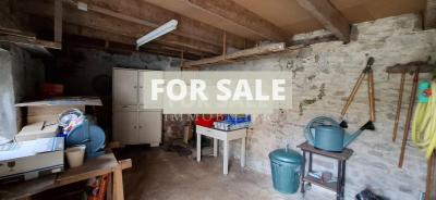 Town House with Neat Garden