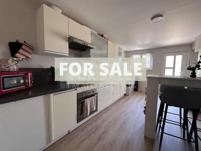 Lovely Country House with Outbuilding