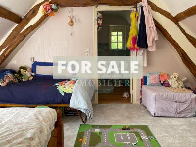 Detached Country House with Landscaped Garden