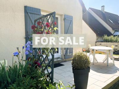 Detached House in Very Good Order with Garden