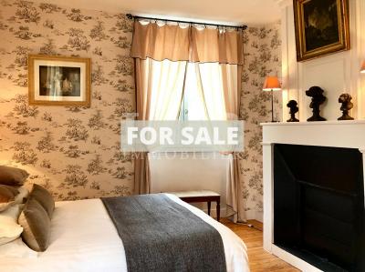 Stunning Mansion House with Landscaped Garden