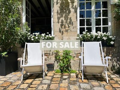 Stunning Mansion House with Landscaped Garden