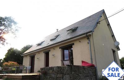 Detached House with Garden