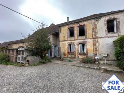 Country House with Outbuilding to Renovate