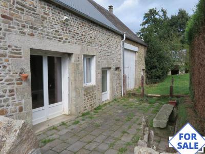 SLD02618 - Under Offer with Cle France