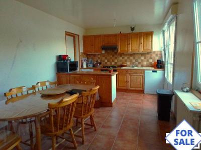 Detached House with Garden and Garages
