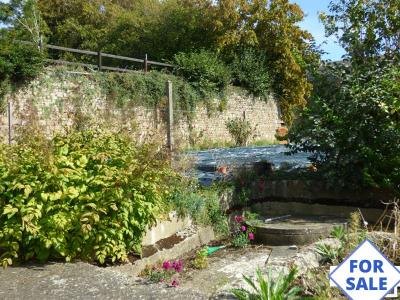 Detached House with Character and Garden