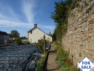 Detached House with Character and Garden