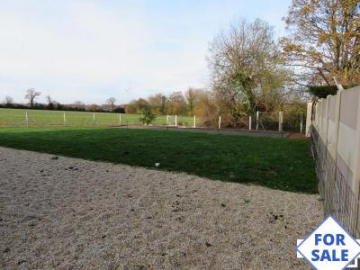 Detached House With Garden And Garage