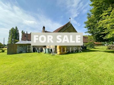 Beautifully Renovated Country Farmhouse