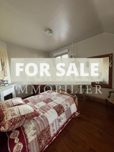 House with Neat Garden in Spa Resort Town