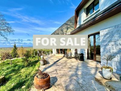 Detached Country House with Open Views