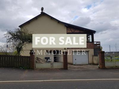 Detached House with Garden