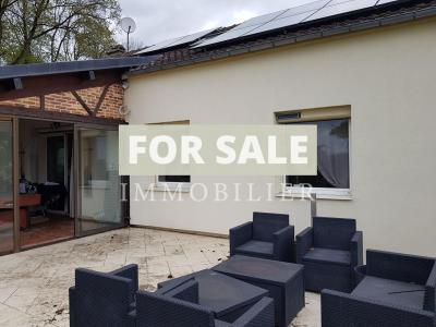 Detached House with Garden