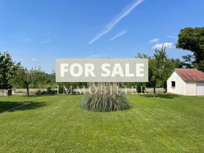 Detached Country House with Outbuilding