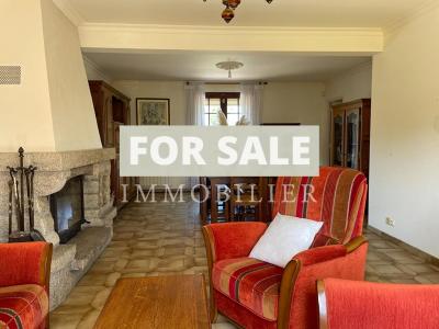 Detached Country House with Outbuilding