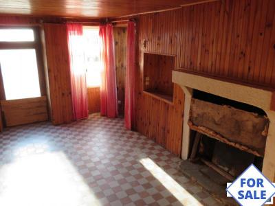 SLD02640 - Under Offer with Cle France