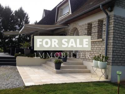 Beautiful Detached Country House in Mature Gardens