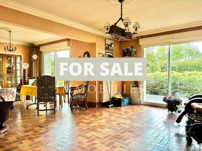Beautiful Detached Country House in Mature Gardens