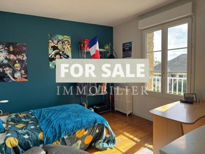 Large Town House with Landscaped Garden