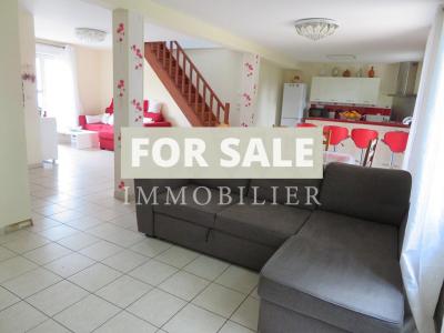 4 Bedrooms - Maison - Pays-de-la-loire - For Rent - A12445