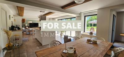 Detached Country House with Swimming Pool