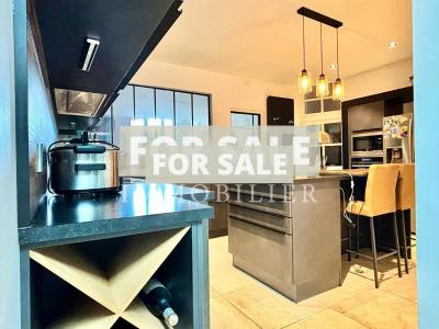 Town House with Lovely Private Garden