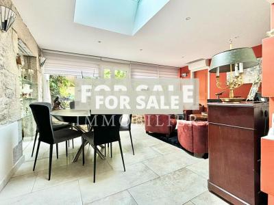 Town House with Lovely Private Garden