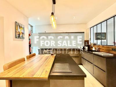 Town House with Lovely Private Garden