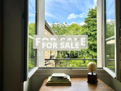 Town House with Lovely Private Garden