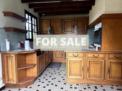 Lovely Detached Country House with Outbuilding