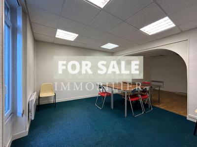 Property in Heart of Popular Small Rural Town