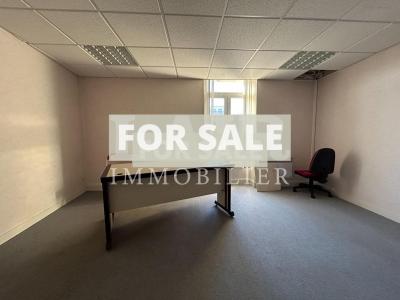 Property in Heart of Popular Small Rural Town