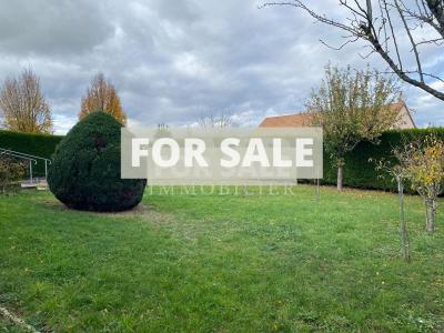 Detached House with Garden in Rural Sector