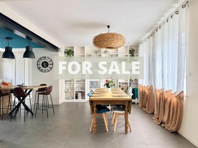 Detached House with Landscaped Garden