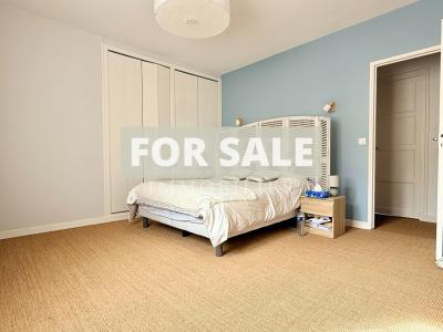 Detached House with Landscaped Garden