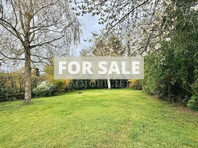 Detached House with Landscaped Garden