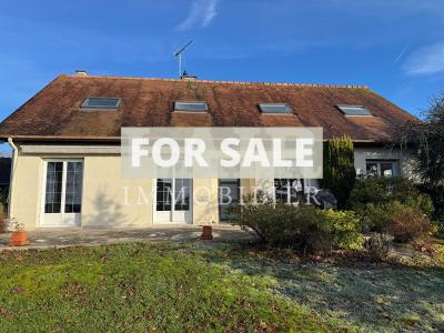 Detached House with Garden