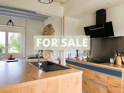 Detached House with Garden in Rural Setting