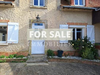 Detached House with Garden in Rural Setting