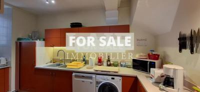 Town House with Business Opportunity