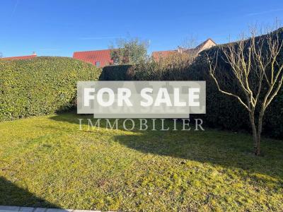 Detached House with Landscaped Garden