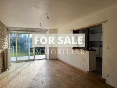 Lovely Detached House with Garden
