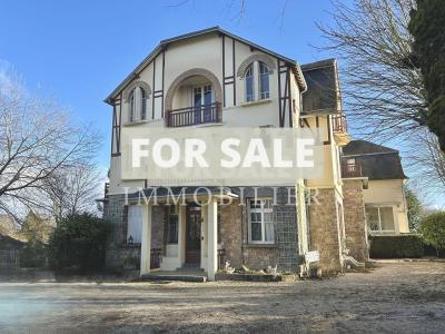 Magnificent Period Manor Hose in Spa Town