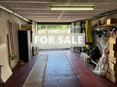 Detached House with Landscaped GardenGarden