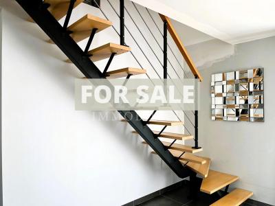 Detached House with Landscaped Garden