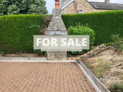 Detached House with Landscaped Garden